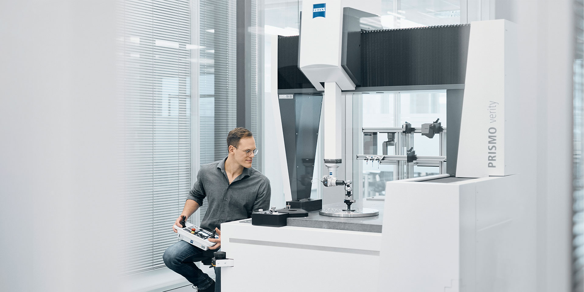 A new era begins with ZEISS PRISMO verity