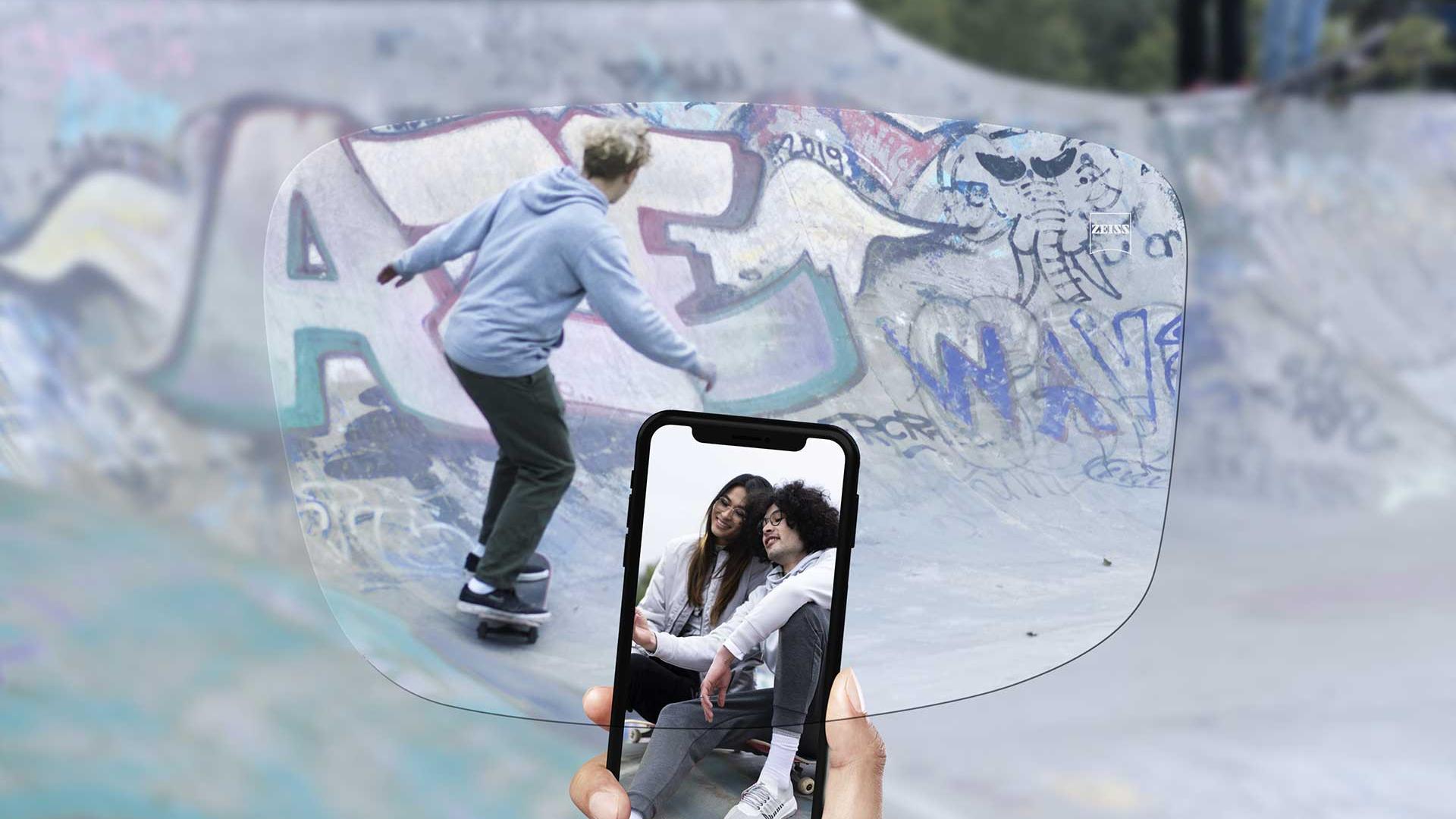 View of a skate park through ZEISS Single Vision SmartLife Individual lenses. 